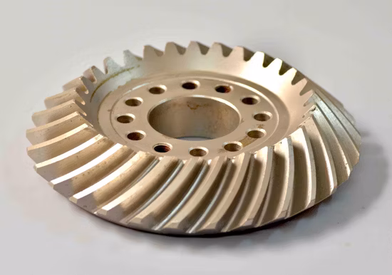 Präzisions-Auto-Ersatzteile für Fahrgestelle, Schmieden, Differenzialgetriebe, Getriebe, OEM-Lkw-Getriebe mit großem Schneckenrad, Schrägring und Ritzel